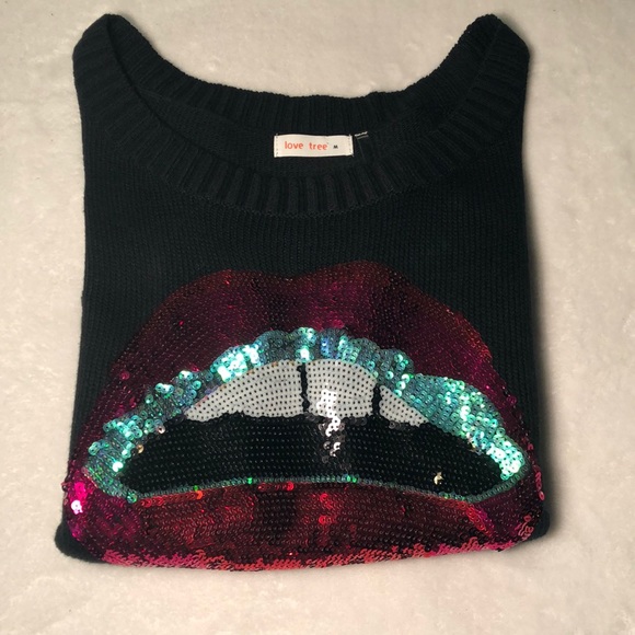 Black Bling Lips Sweater 🌟 Cropped - Picture 2 of 2